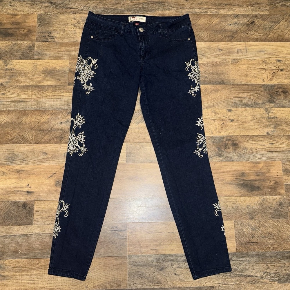 Vintage L.E.I. Low Rise‎ Jegging Size 13 Regular Embroidered Y2K